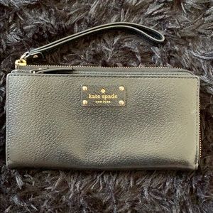 Kate spade wallet with wrist strap